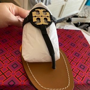 Tory Burch Mini MILLER LEATHER THONG SANDAL
